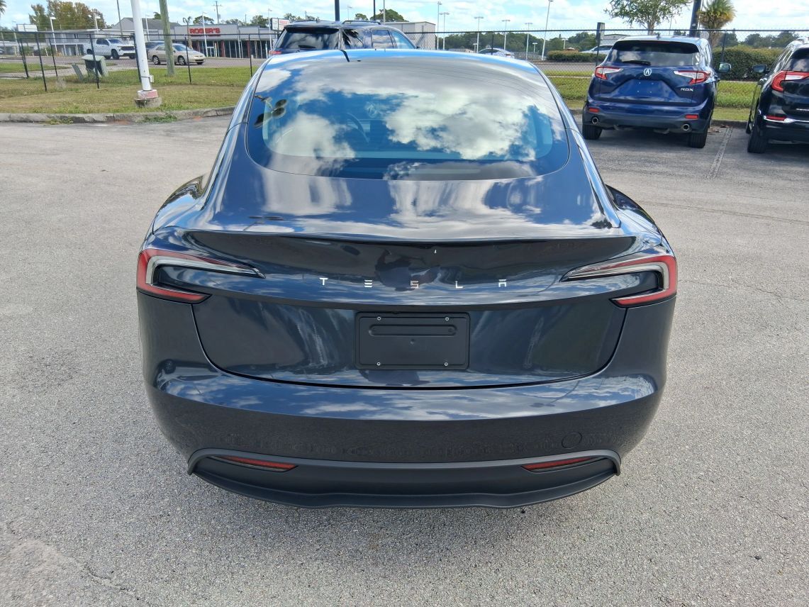 2024 Tesla Model 3 Long Range Sedan 4D