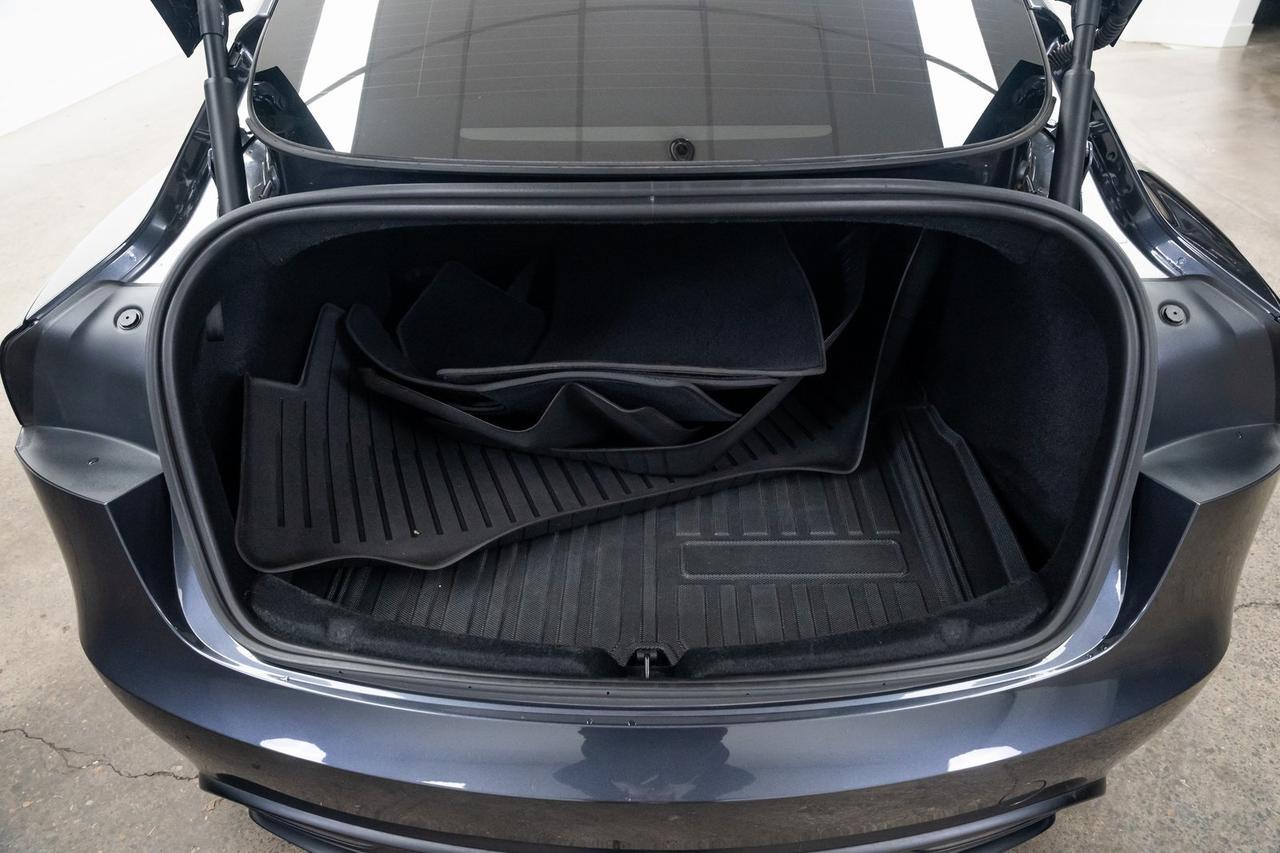 2024 Tesla Model 3 Performance 1 Owner Vented Seats Portland OR