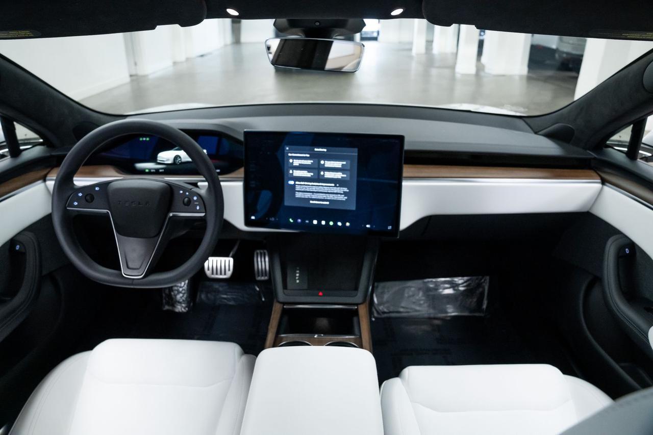 2024 Tesla Model S Base 1 Owner Vented Seats Portland OR