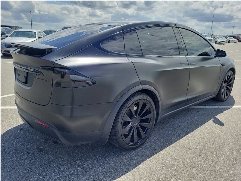 2024 Tesla Model X 6 SEATER
