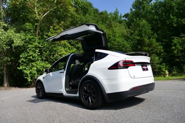 2024 Tesla Model X AWD / Vented Seats / Falcon Doors / Autopilot! High Point NC