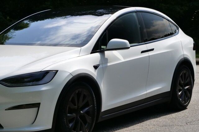 2024 Tesla Model X AWD / Vented Seats / Falcon Doors / Autopilot! High Point NC
