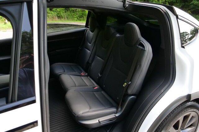 2024 Tesla Model X AWD / Vented Seats / Falcon Doors / Autopilot! High Point NC