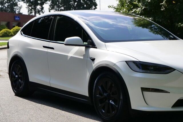 2024 Tesla Model X AWD / Vented Seats / Falcon Doors / Autopilot! High Point NC