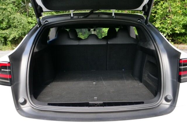 2024 Tesla Model X AWD / Vented Seats / Falcon Doors / Autopilot! High Point NC