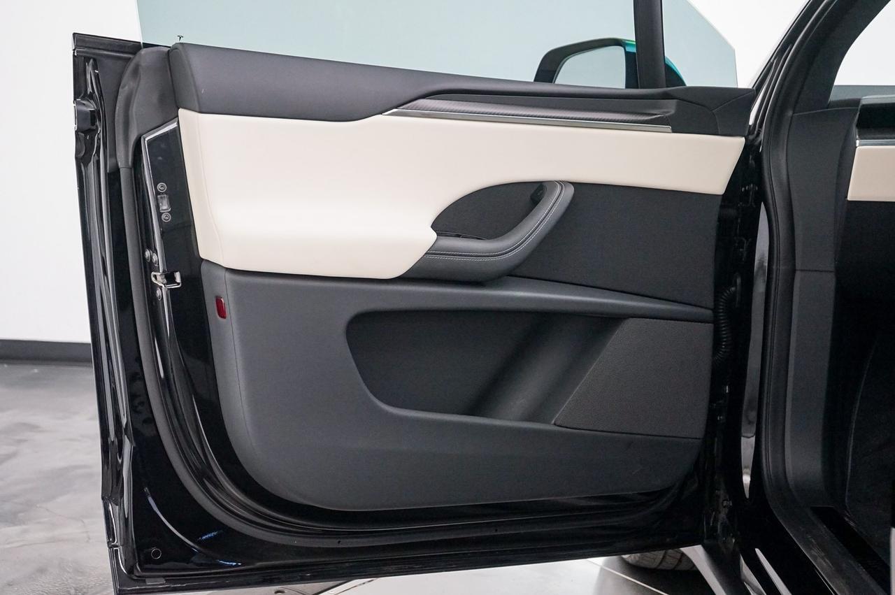 2024 Tesla Model X Plaid Newport Beach CA