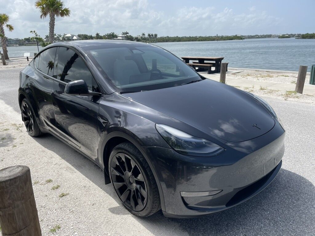2024 Tesla Model Y LONG RANGE~1 OWNER~ONLINE FINANCE AND SHIPPING AVAILABLE!!!!! Sarasota FL