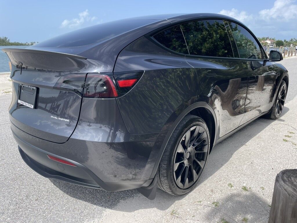 2024 Tesla Model Y LONG RANGE~1 OWNER~ONLINE FINANCE AND SHIPPING AVAILABLE!!!!! Sarasota FL