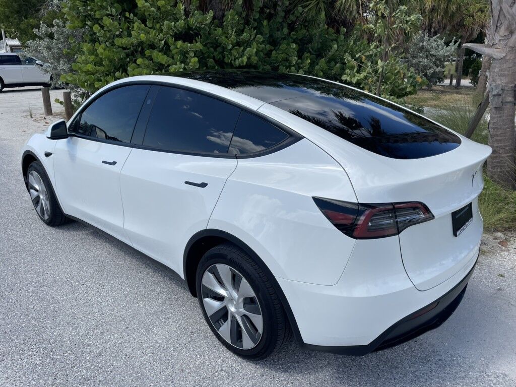 2024 Tesla Model Y LONG RANGE~1 OWNER~ONLINE FINANCE AND SHIPPING AVAILABLE!!! Sarasota FL
