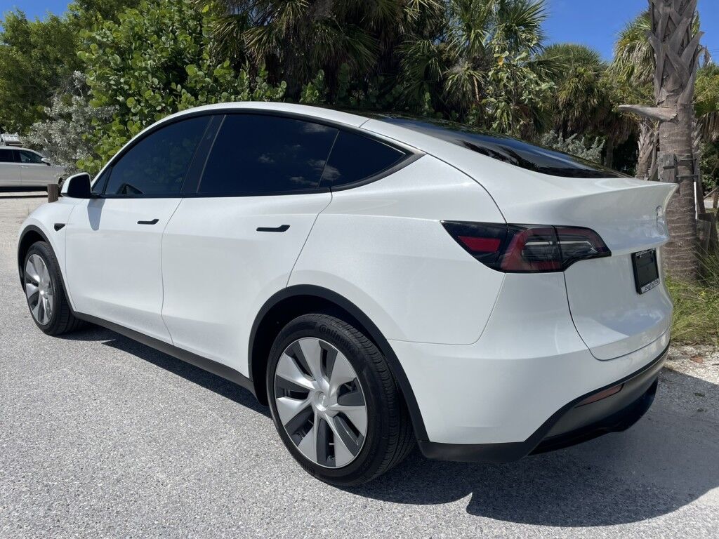 2024 Tesla Model Y LONG RANGE~1 OWNER~ONLINE FINANCE AND SHIPPING AVAILABLE!!! Sarasota FL