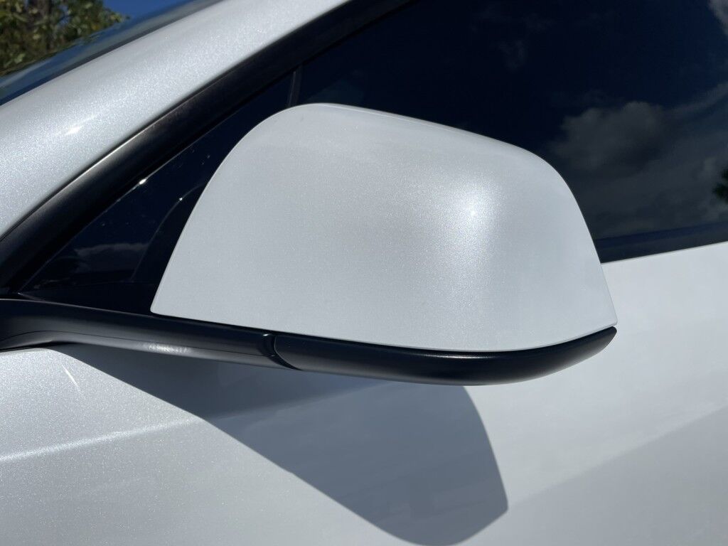 2024 Tesla Model Y LONG RANGE~1 OWNER~ONLINE FINANCE AND SHIPPING AVAILABLE!!! Sarasota FL