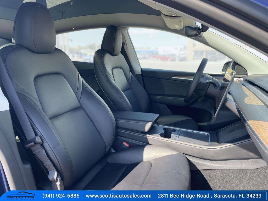2024 Tesla Model Y LONG RANGE~THRID ROW SEATS~1 OWNER, CLEAN CARFAX~ONLINE FINANCE Sarasota FL