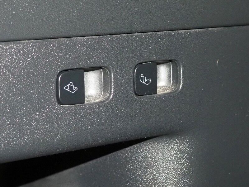 2024 Tesla Model Y Long Range AWD *7 SEATER (3RD ROW), AUTOPILOT, NAVIGATION, SAFETY ALERTS, ADAPTIVE CRUISE, SURROUND VIEW CAMERAS, PANORAMA GLASS ROOF, HEATED SEATS/STEERING, WIRELESS CHARGING Round Rock TX