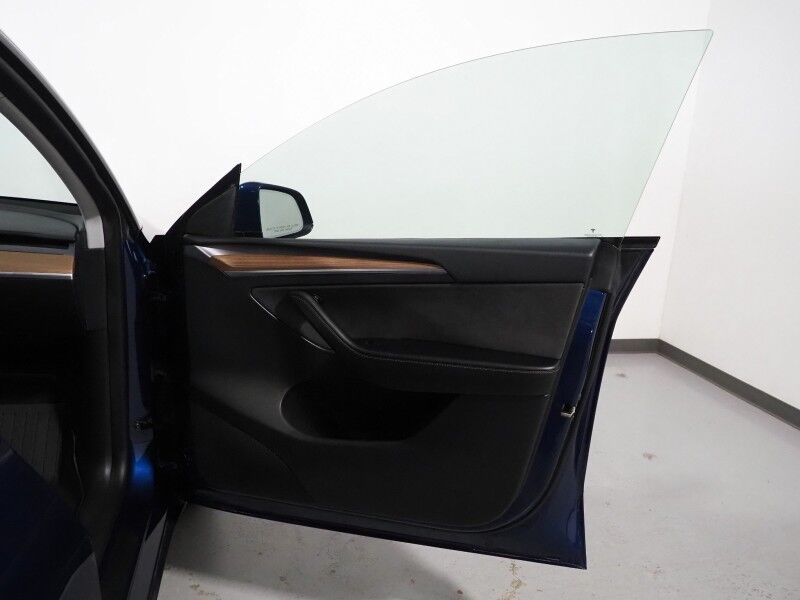 2024 Tesla Model Y Long Range AWD *7 SEATER (3RD ROW), AUTOPILOT, NAVIGATION, SAFETY ALERTS, ADAPTIVE CRUISE, SURROUND VIEW CAMERAS, PANORAMA GLASS ROOF, HEATED SEATS/STEERING, WIRELESS CHARGING Round Rock TX