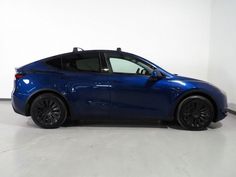 2024 Tesla Model Y Long Range AWD *7 SEATER (3RD ROW), AUTOPILOT, NAVIGATION, SAFETY ALERTS, ADAPTIVE CRUISE, SURROUND VIEW CAMERAS, PANORAMA GLASS ROOF, HEATED SEATS/STEERING, WIRELESS CHARGING Round Rock TX