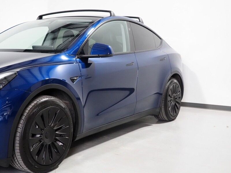 2024 Tesla Model Y Long Range AWD *7 SEATER (3RD ROW), AUTOPILOT, NAVIGATION, SAFETY ALERTS, ADAPTIVE CRUISE, SURROUND VIEW CAMERAS, PANORAMA GLASS ROOF, HEATED SEATS/STEERING, WIRELESS CHARGING Round Rock TX