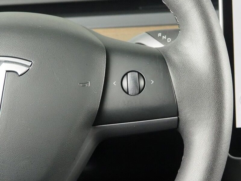 2024 Tesla Model Y Long Range AWD *7 SEATER (3RD ROW), TRAFFIC AWARE CRUISE CONTROL, NAVIGATION, SAFETY ALERTS, SURROUND VIEW CAMERAS, PANORAMA GLASS ROOF, HEATED SEATS/STEERING, WIRELESS CHARGING Round Rock TX