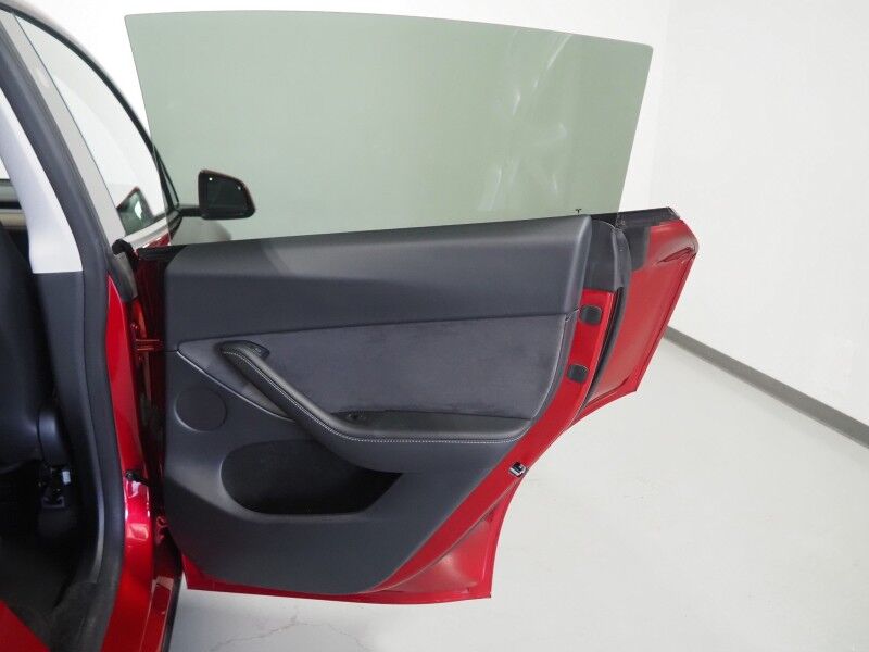 2024 Tesla Model Y Long Range AWD *7 SEATER (3RD ROW), TRAFFIC AWARE CRUISE CONTROL, NAVIGATION, SAFETY ALERTS, SURROUND VIEW CAMERAS, PANORAMA GLASS ROOF, HEATED SEATS/STEERING, WIRELESS CHARGING Round Rock TX