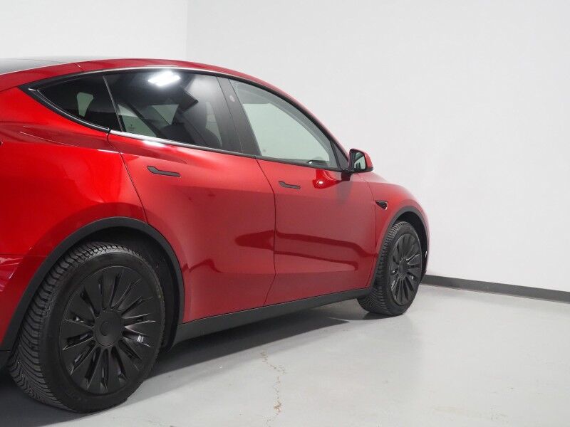 2024 Tesla Model Y Long Range AWD *7 SEATER (3RD ROW), TRAFFIC AWARE CRUISE CONTROL, NAVIGATION, SAFETY ALERTS, SURROUND VIEW CAMERAS, PANORAMA GLASS ROOF, HEATED SEATS/STEERING, WIRELESS CHARGING Round Rock TX