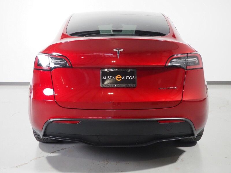 2024 Tesla Model Y Long Range AWD *7 SEATER (3RD ROW), TRAFFIC AWARE CRUISE CONTROL, NAVIGATION, SAFETY ALERTS, SURROUND VIEW CAMERAS, PANORAMA GLASS ROOF, HEATED SEATS/STEERING, WIRELESS CHARGING Round Rock TX