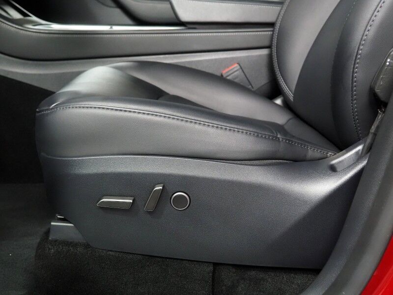 2024 Tesla Model Y Long Range AWD *7 SEATER (3RD ROW), TRAFFIC AWARE CRUISE CONTROL, NAVIGATION, SAFETY ALERTS, SURROUND VIEW CAMERAS, PANORAMA GLASS ROOF, HEATED SEATS/STEERING, WIRELESS CHARGING Round Rock TX
