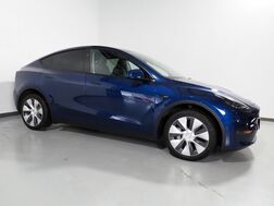 2024_Tesla_Model Y Long Range AWD_*AUTOPILOT, NAVIGATION, SAFETY ALERTS, ADAPTIVE CRUISE, SURROUND VIEW CAMERAS, PANORAMA GLASS ROOF, HEATED SEATS/STEERING WHEEL, 19 INCH WHEELS, BLUETOOTH, WIRELESS CHARGING_ Round Rock TX
