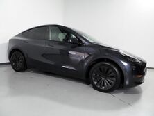 Tesla Model Y Long Range AWD *AUTOPILOT, NAVIGATION, SAFETY ALERTS, ADAPTIVE CRUISE, SURROUND VIEW CAMERAS, PANORAMA GLASS ROOF, HEATED SEATS/STEERING WHEEL, 19 INCH WHEELS, BLUETOOTH, WIRELESS CHARGING 2024