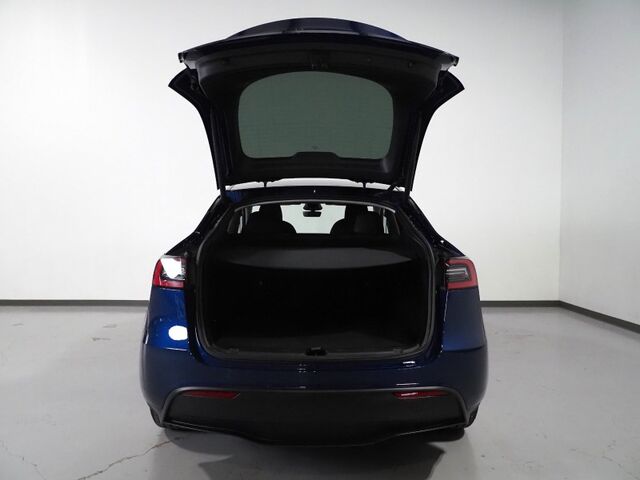 2024 Tesla Model Y Long Range AWD *AUTOPILOT, NAVIGATION, SAFETY ALERTS, ADAPTIVE CRUISE, SURROUND VIEW CAMERAS, PANORAMA GLASS ROOF, HEATED SEATS/STEERING WHEEL, WIRELESS CHARGING Round Rock TX