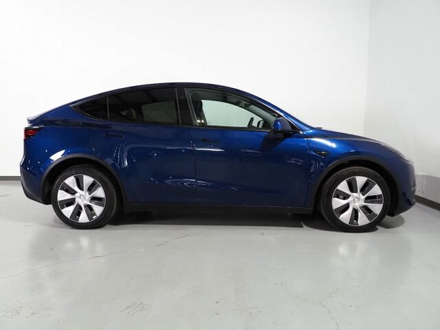 2024 Tesla Model Y Long Range AWD *AUTOPILOT, NAVIGATION, SAFETY ALERTS, ADAPTIVE CRUISE, SURROUND VIEW CAMERAS, PANORAMA GLASS ROOF, HEATED SEATS/STEERING WHEEL, WIRELESS CHARGING Round Rock TX