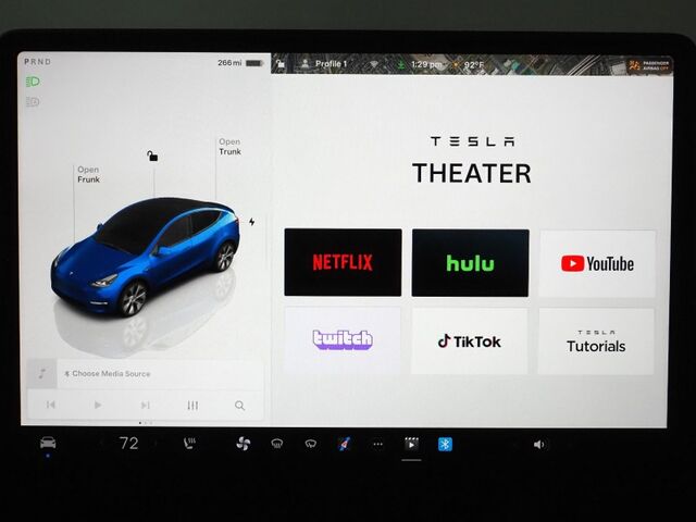 2024 Tesla Model Y Long Range AWD *AUTOPILOT, NAVIGATION, SAFETY ALERTS, ADAPTIVE CRUISE, SURROUND VIEW CAMERAS, PANORAMA GLASS ROOF, HEATED SEATS/STEERING WHEEL, WIRELESS CHARGING Round Rock TX