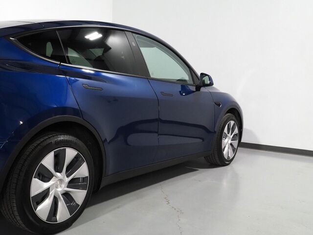 2024 Tesla Model Y Long Range AWD *AUTOPILOT, NAVIGATION, SAFETY ALERTS, ADAPTIVE CRUISE, SURROUND VIEW CAMERAS, PANORAMA GLASS ROOF, HEATED SEATS/STEERING WHEEL, WIRELESS CHARGING Round Rock TX