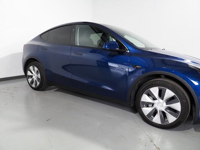 2024 Tesla Model Y Long Range AWD *AUTOPILOT, NAVIGATION, SAFETY ALERTS, ADAPTIVE CRUISE, SURROUND VIEW CAMERAS, PANORAMA GLASS ROOF, HEATED SEATS/STEERING WHEEL, WIRELESS CHARGING Round Rock TX