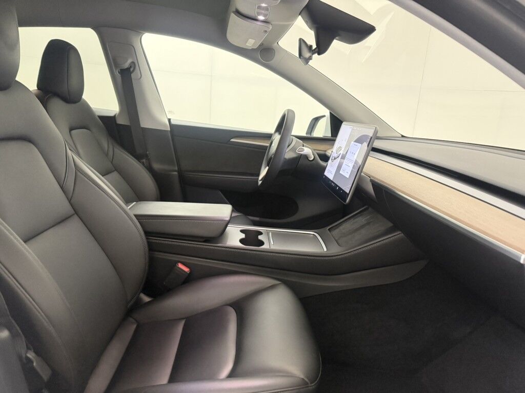 2024 Tesla Model Y Long Range AWD Maumee OH