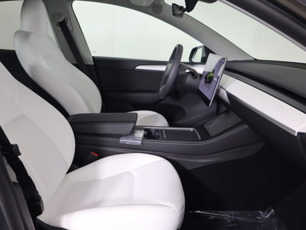 2024 Tesla Model Y Long Range AWD Maumee OH