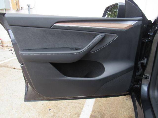 2024 Tesla Model Y Long Range Dual Motor All-Wheel Drive Plano TX
