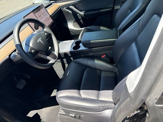 2024 Tesla Model Y Long Range