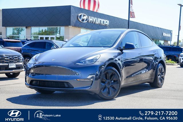2024 Tesla Model Y Long Range
