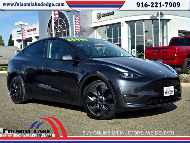 2024 Tesla Model Y Long Range