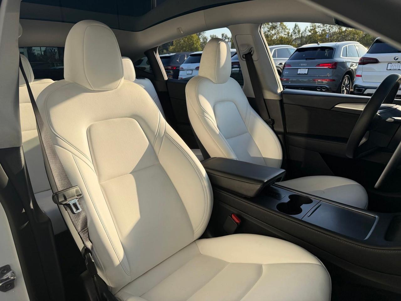 2024 Tesla Model Y Long Range Gladstone OR