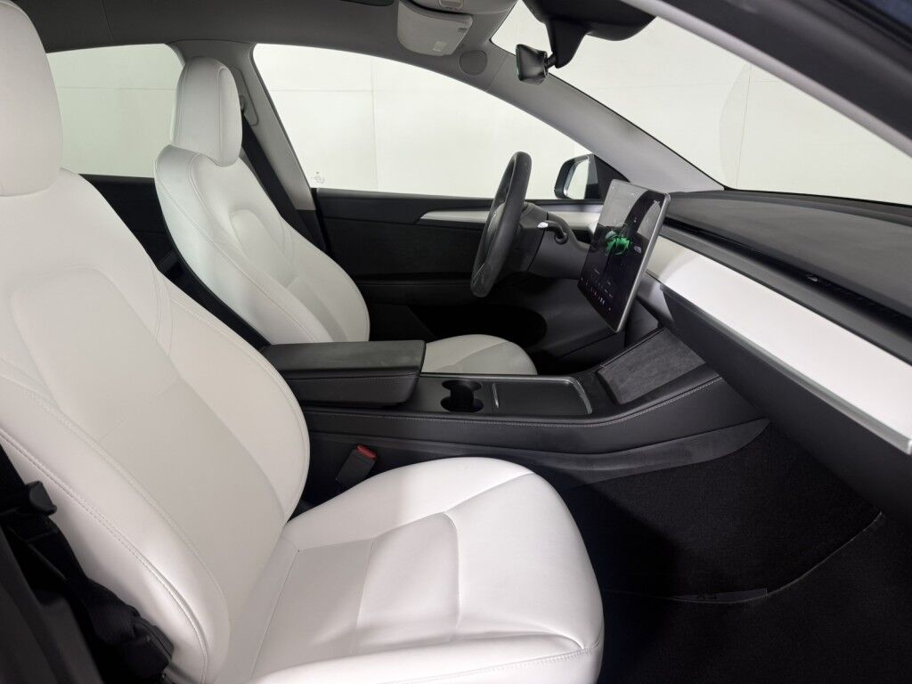 2024 Tesla Model Y Long Range Maumee OH