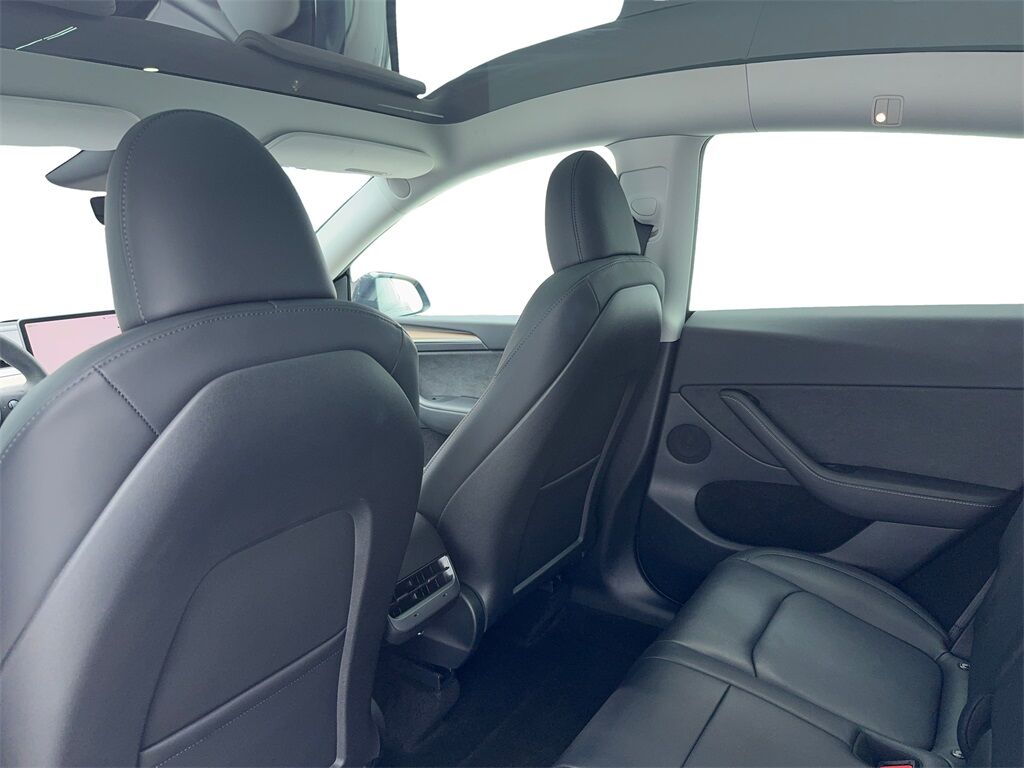 2024 Tesla Model Y Long Range NAV,CAM,PANO,HTD STS,BLIND SPOT,19&quot; WLS Plano TX