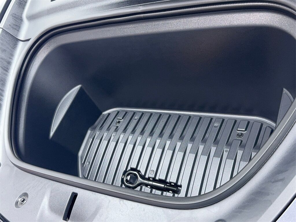 2024 Tesla Model Y Long Range NAV,CAM,PANO,HTD STS,BLIND SPOT,19&quot; WLS Plano TX