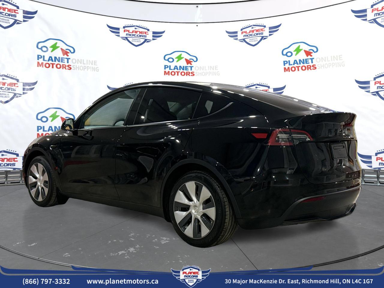 2024 Tesla Model Y Long Range Richmond Hill ON