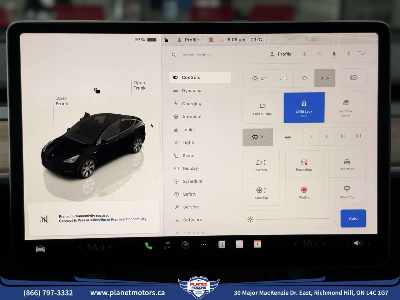 2024 Tesla Model Y Long Range Richmond Hill ON