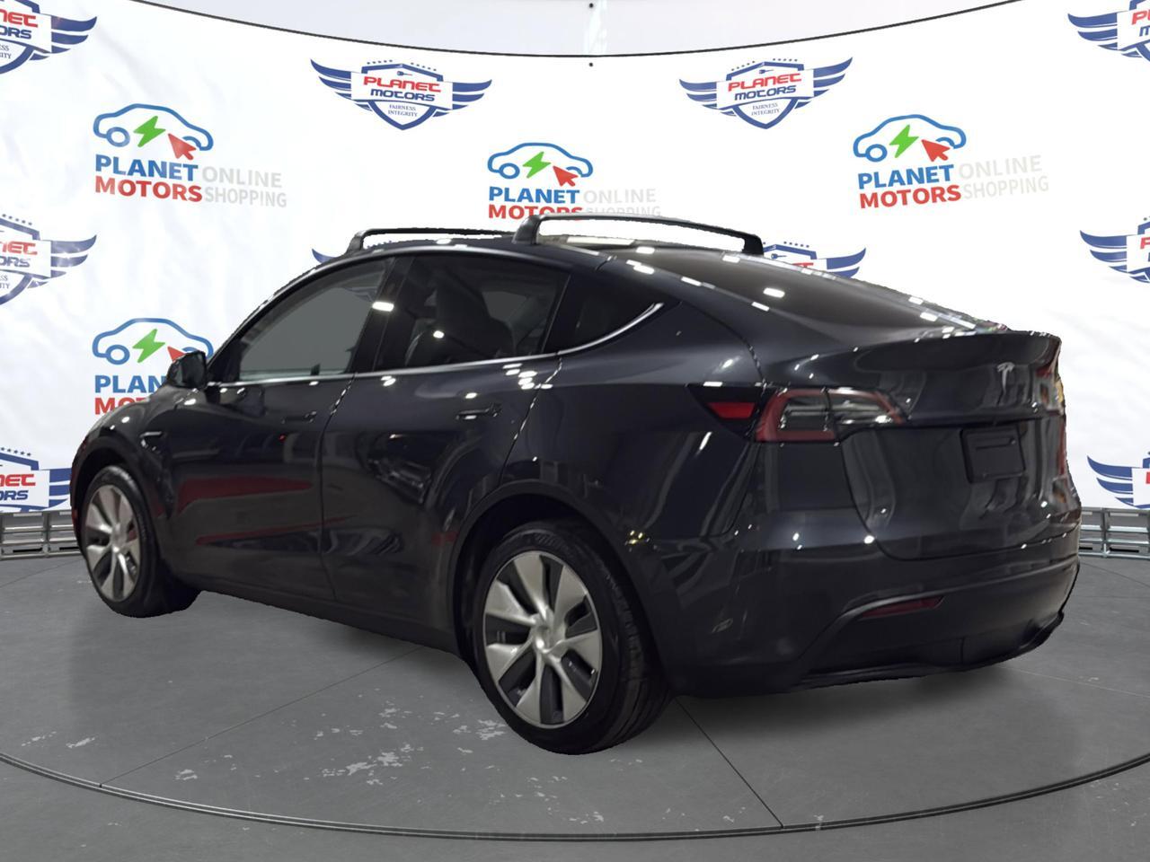 2024 Tesla Model Y Long Range Richmond Hill ON
