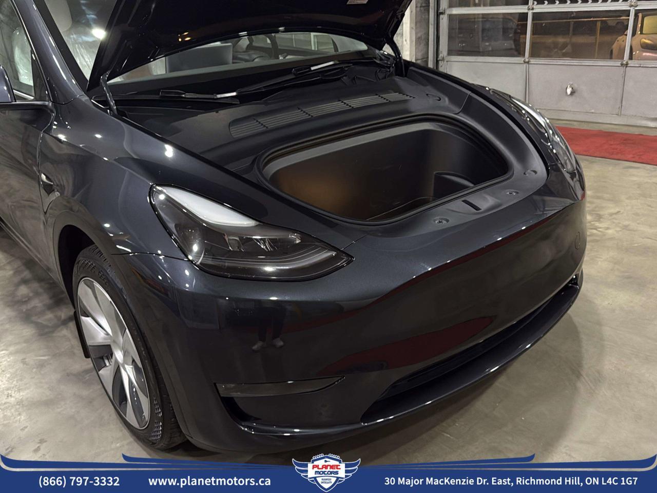 2024 Tesla Model Y Long Range Richmond Hill ON