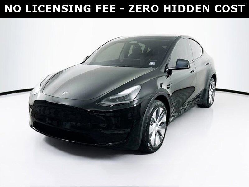 2024 Tesla Model Y Long Range Richmond Hill ON