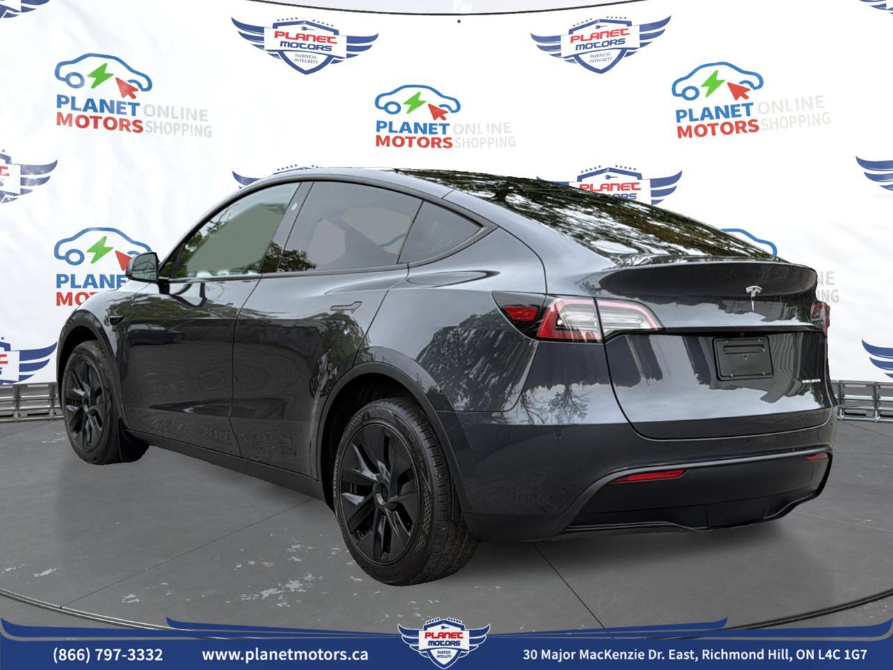 2024 Tesla Model Y Long Range Richmond Hill ON