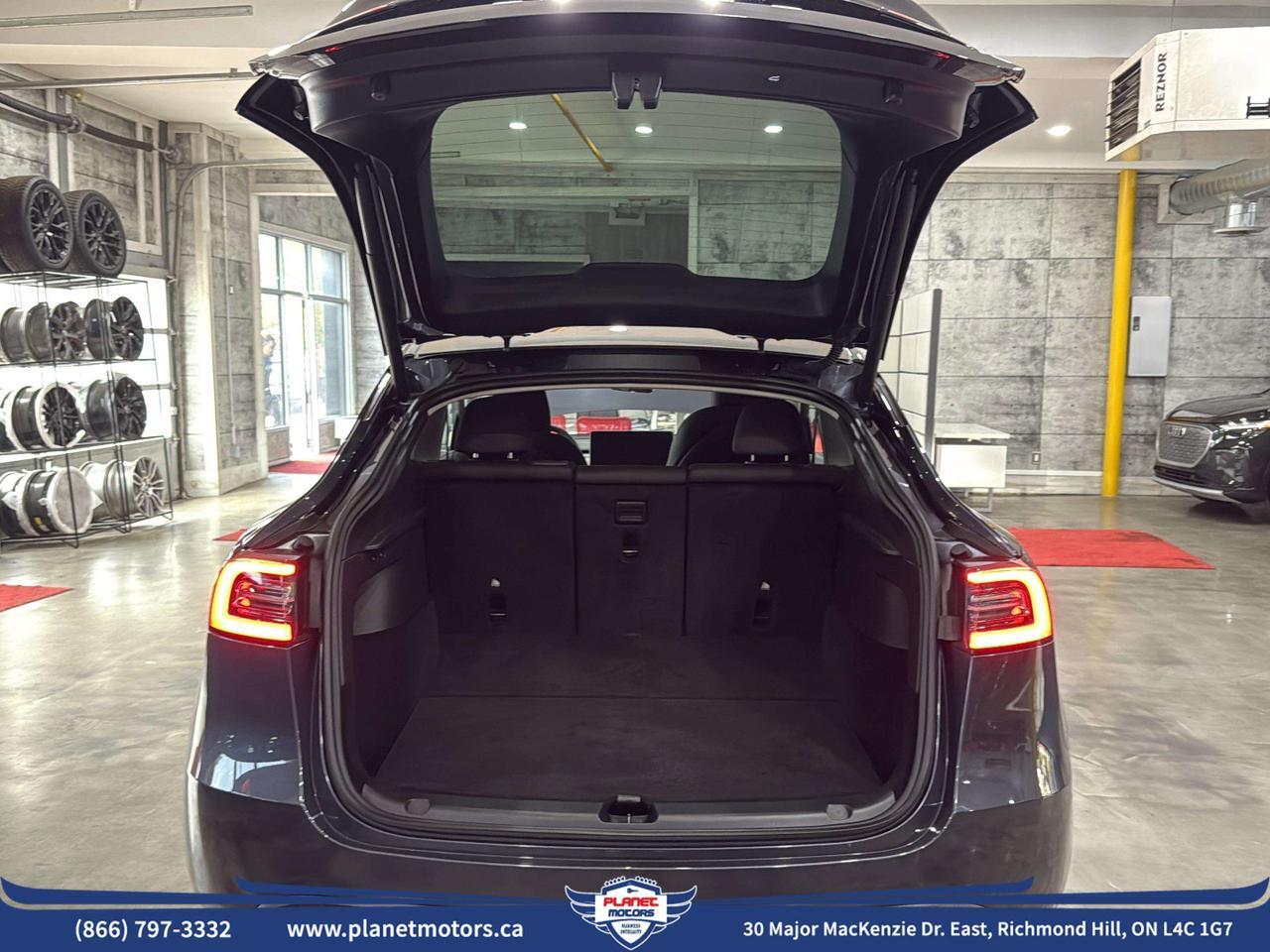 2024 Tesla Model Y Long Range Richmond Hill ON