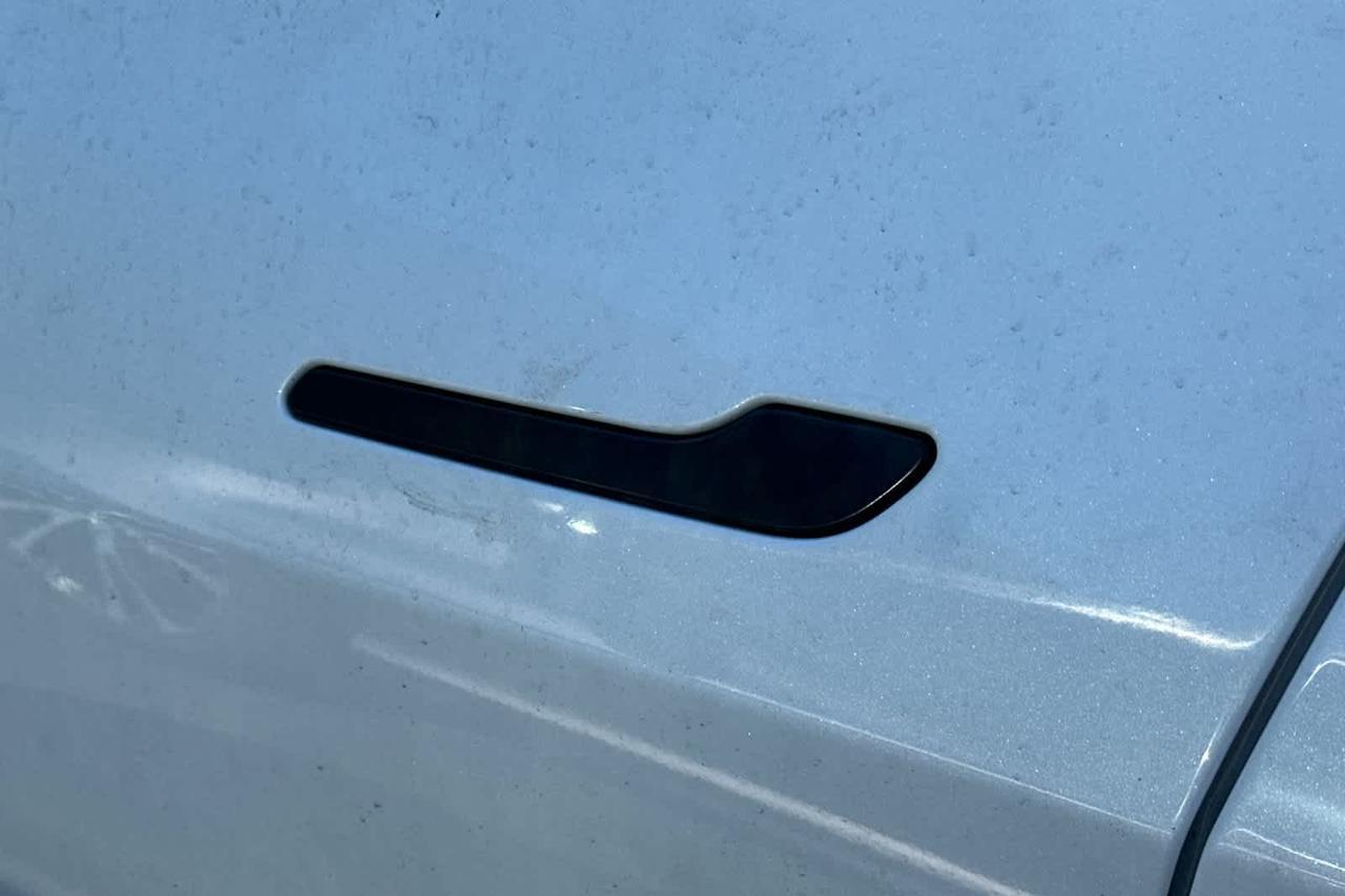 2024 Tesla Model Y Long Range Roseville CA